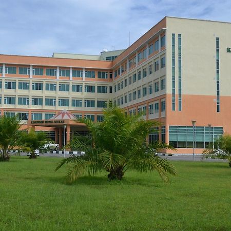 Kingwood Hotel Mukah Selangau Экстерьер фото